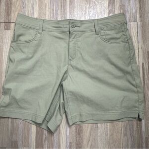 prAna Women's Olive Green Standard Fit Shorts, Size 14
